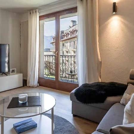Apartment Bel Oiseau - Hypercentre - Balcon -chamonix